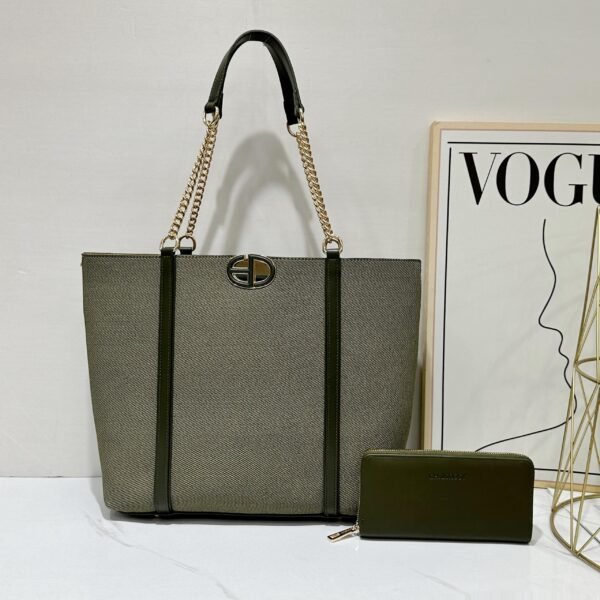2-in-1 Super Cute Women’s Handbag Set - Image 5