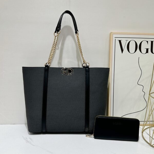 2-in-1 Super Cute Women’s Handbag Set - Image 2