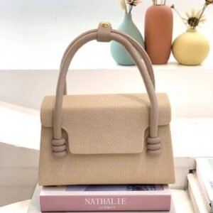 Elegant Women’s Leather Handbag |Stylish & Durable for Everyday Use