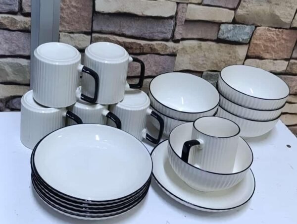 18-Piece Japanese Dinner Set